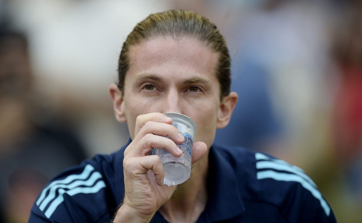 filipe luís aprova meio campista no flamengo e allan tem reviravolta na incrível em 2025 