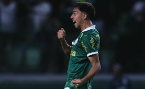 torcida do manchester city se empolga com estreia de vitor reis: “alto nível”