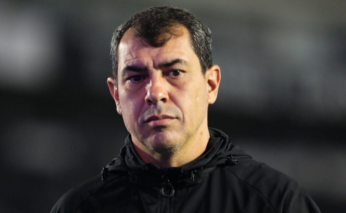 carille explica desafios do vasco em contratar: “por inúmeras situações acaba não acontecendo”