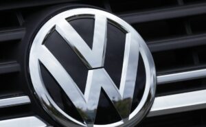 volkswagen ganha força e deve fechar patrocínio milionário com palmeiras em 2025