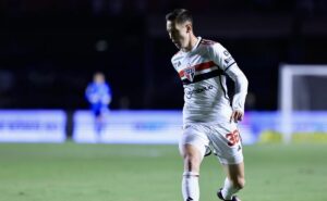saída de patryck do são paulo tem conselho de zubeldía após derrota para o bragantino