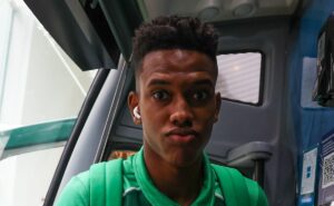 contra o corinthians, estêvão completa 7° clássico pelo palmeiras mantém ‘drama’ vivo