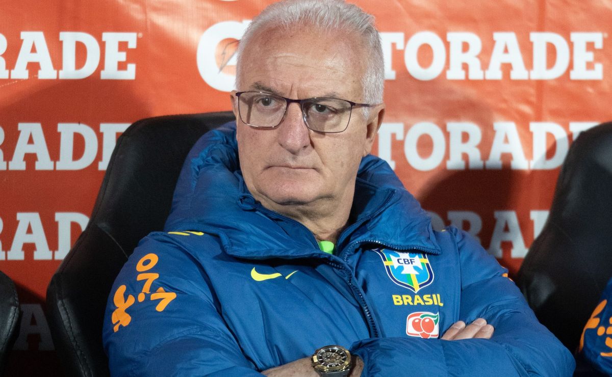 dorival júnior dá declaração ao vivo sobre neymar e torcida do santos reage: “calado é um poeta”