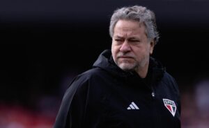 casares aceita mudar jogo do são paulo e jornalista escancara prejuízo: “mais um ato absurdo”