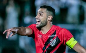 alan kardec tem drama sério confirmado após sair do atlético mg e vai ficar 6 semanas sem jogar