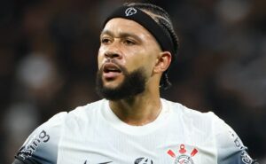 memphis reconhece atuação ruim do corinthians na libertadores e manda recado à torcida: “vamos nos recuperar”