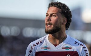 guga decide não colocar a culpa no juiz no empate entre fluminense x flamengo: “deu o melhor dele”