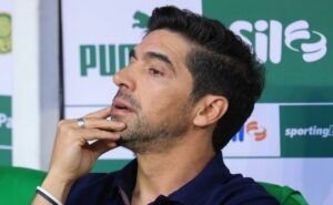 após pedido de abel, palmeiras mira proposta para contratar rodrigo zalazar