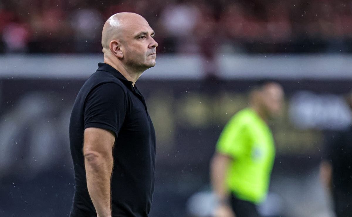 ex auxiliar do botafogo, carlos leiria destaca evolução do botafogo na temporada: “