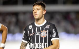rodrigo garro sinaliza retorno ao corinthians de ramón díaz antes do esperado e anima torcida