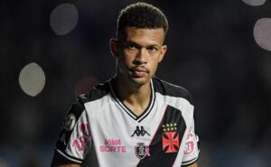 joão victor contratado pelo atlético mg pode acontecer com atacante como moeda de troca ao vasco