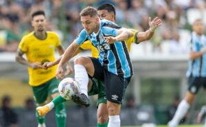 estreia de camilo no grêmio: volante joga os 90 minutos e ganha elogios