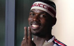 paul pogba pode assinar contrato de produtividade e jogar no manchester united ao invés do corinthians