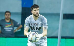 gustavo quinteros esclarece situação de tiago volpi após grêmio x pelotas: “seguir trabalhando”