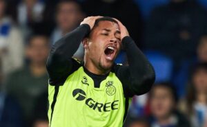 vitor roque contratado pelo palmeiras esquenta após ‘facilitador’ envolvendo lewandowski no barcelona esp