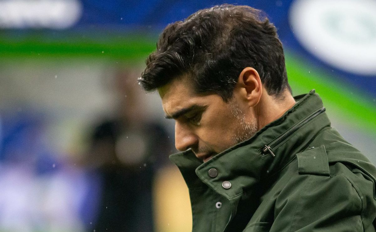 auxiliar de abel ferreira justifica ausência de estêvão entre os titulares do palmeiras: “não quisemos arriscar” 