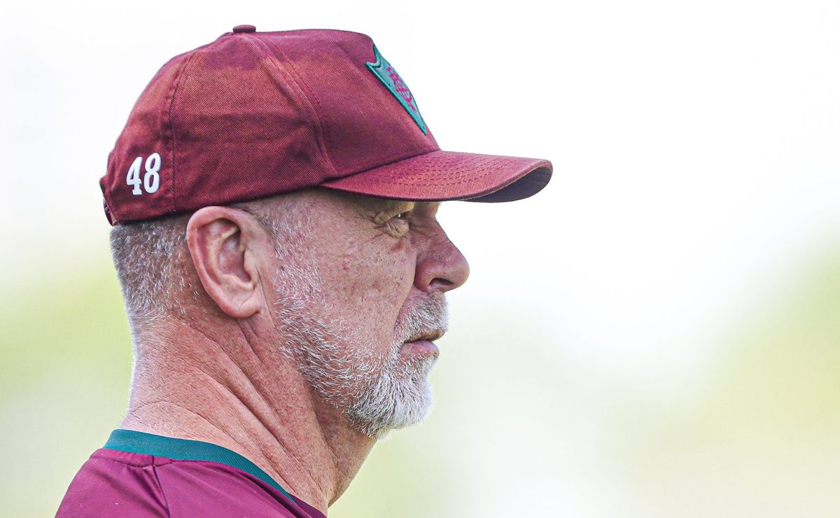 mano menezes valoriza semana completa para preparar o fluminense no carioca 