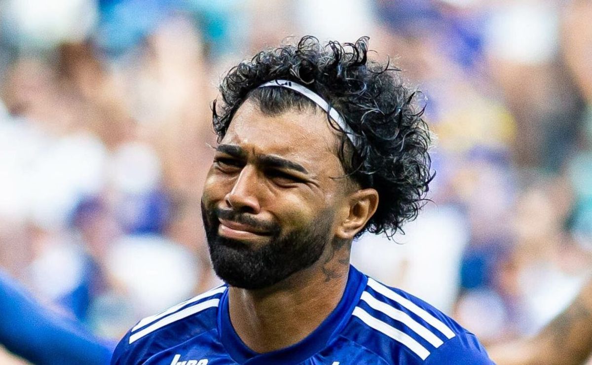 flagra preocupante de gabigol no cruzeiro repercute e tema bomba na torcida do flamengo: “ex jogador”