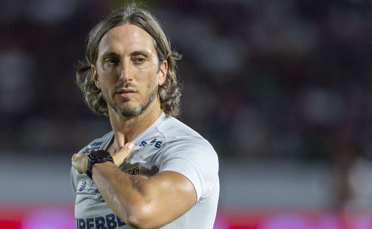 flávio prado detalha prejuízo que zubeldía está perto de provocar no são paulo: “não sabe…”