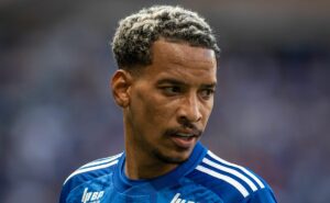 cruzeiro vive dia decisivo sobre futuro de matheus pereira após interesse do zenit 