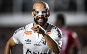 thaciano confessa surpresa e revela reação ao ver neymar de volta ao santos: “só acreditei quando ele chegou”