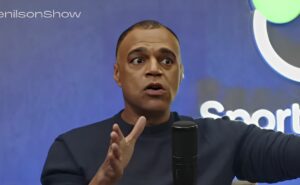 band define substituto de denílson e decide contratar cicinho, ex jogador do são paulo