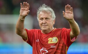 zico faz elogios a arrascaeta, mas dá conselho para o uruguaio: “tem que saber que vai ser assim”