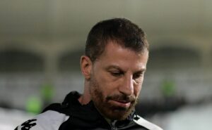 vasco quase ultrapassou o orçamento anual na negociação com rony