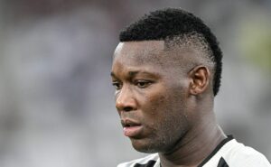 patrick de paula lamenta derrota do botafogo ” infelizmente perdemos”