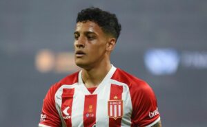 tiago palacios no fluminense não deve acontecer, mas tricolor quer novo meia no mercado