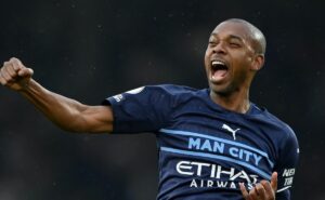 fluminense ataca o mercado e tem interesse na contratação do meio campista fernandinho