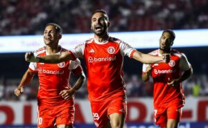 santos enfrenta dificuldade para assinar com thiago maia e toma decisão junto ao internacional