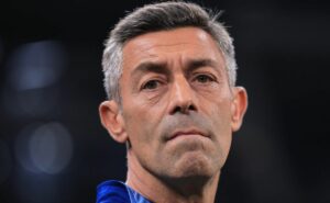 torcida organizada do santos tenta invadir ct rei pelé e causa tumulto; veja os desdobramentos