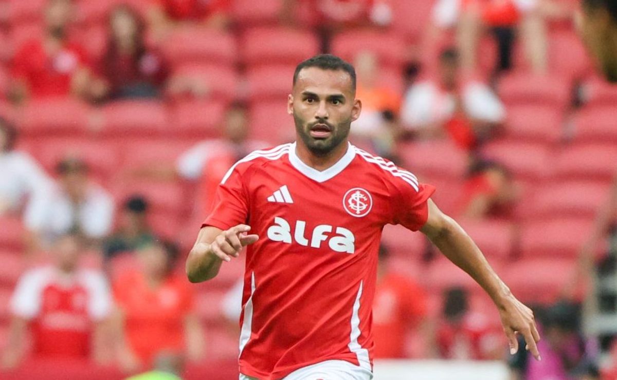 thiago maia chamou roger machado para conversar e foi sincero sobre saída do internacional