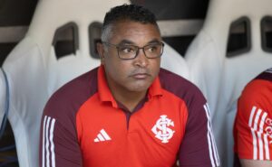 roger machado analisa equipe do internacional após vitória: ‘achamos a solução para vencer’
