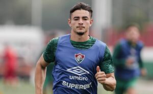 fluminense resolve problema e felipe andrade é emprestado com opção de compra