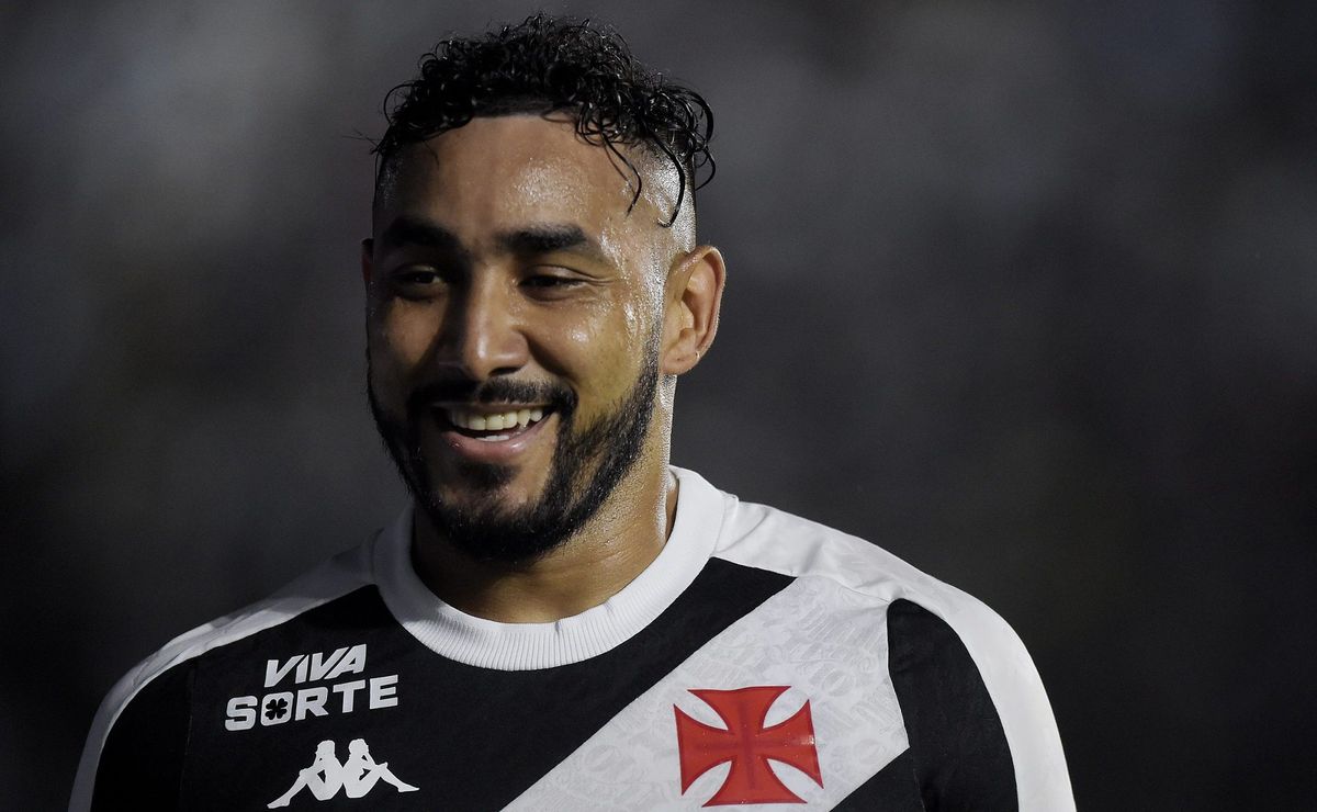 payet disputa posição com coutinho e deve ser titular no vasco