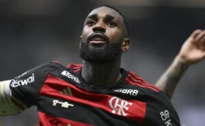 oferta não chega e flamengo entende que pai de gerson quer ‘forçar’ uma renovação