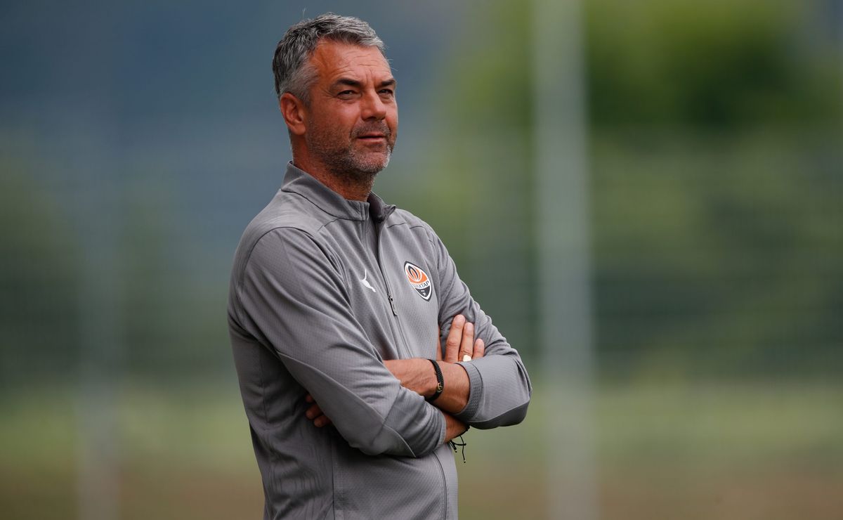 shakhtar donestk quer a contratação de atacante do são paulo de zubeldía e henrique carmo pode sair 