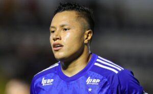 sondado pelo grêmio, marlon manda recado sobre permanência no cruzeiro