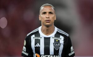 deyverson não se cala e manda recado para matheus mendes após ameaças: “deus é contigo”