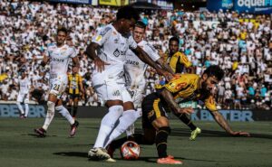 neymar passa despercebido em 75 minutos, brazão salva e santos empata sem gols com novorizontino