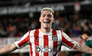 santos atravessa negócio do botafogo e faz ótima proposta ao benfica por benjamín rollheiser