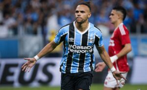 grêmio x pelotas: confira onde assistir, horário, escalação de quinteros e a previsão do vidente