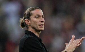 filipe luís na seleção brasileira para substituir dorival júnior é indicado por craque neto