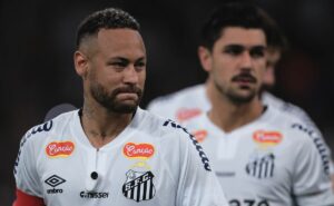 após derrota no clássico, santos segue sem vencer fora de casa na temporada