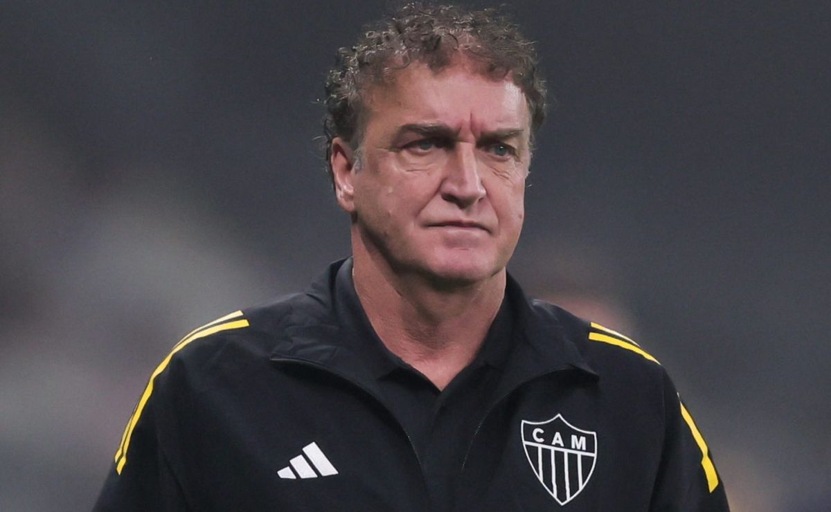 cuca libera e atlético mg encaminha empréstimo de robert ao atlético go