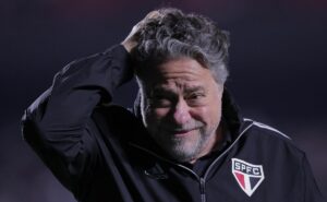 salários atrasados no são paulo de casares possui notícia divulgada e não procede, segundo nicola