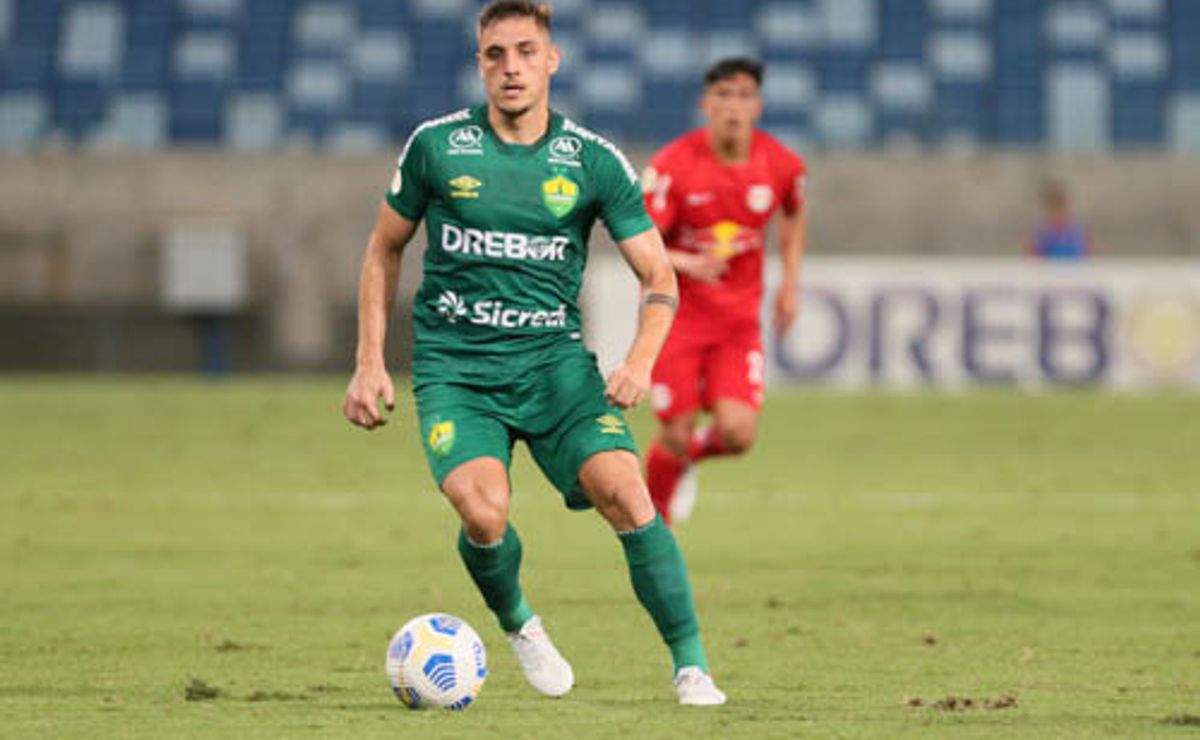 em alta no campeonato gaúcho, gustavo quinteros já conta com chegada do volante camilo reijers