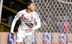 jornalista revela que fluminense receberá 600 mil euros por venda de esquerdinha; confira